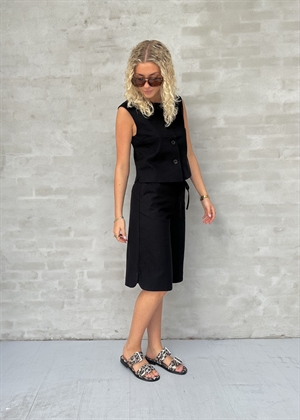 Aura mw bermuda shorts Sort Object 